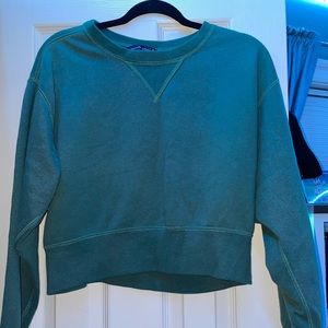 abercrombie and fitch green long sleeve crop top